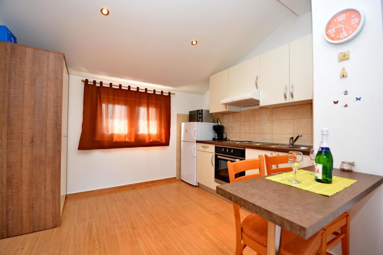 Studio Apartment Martin Zadar Exterior photo