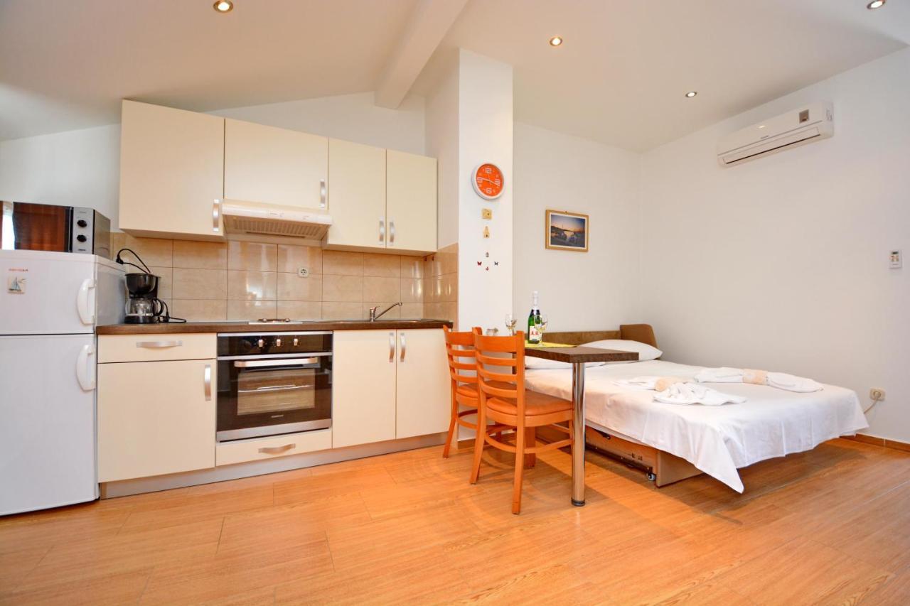 Studio Apartment Martin Zadar Exterior photo